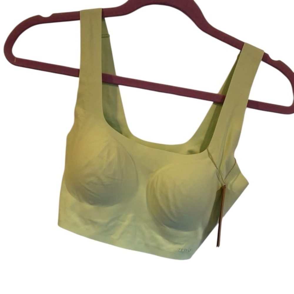 NWT Skims scoop longline bra HONEYDEW Size:XS